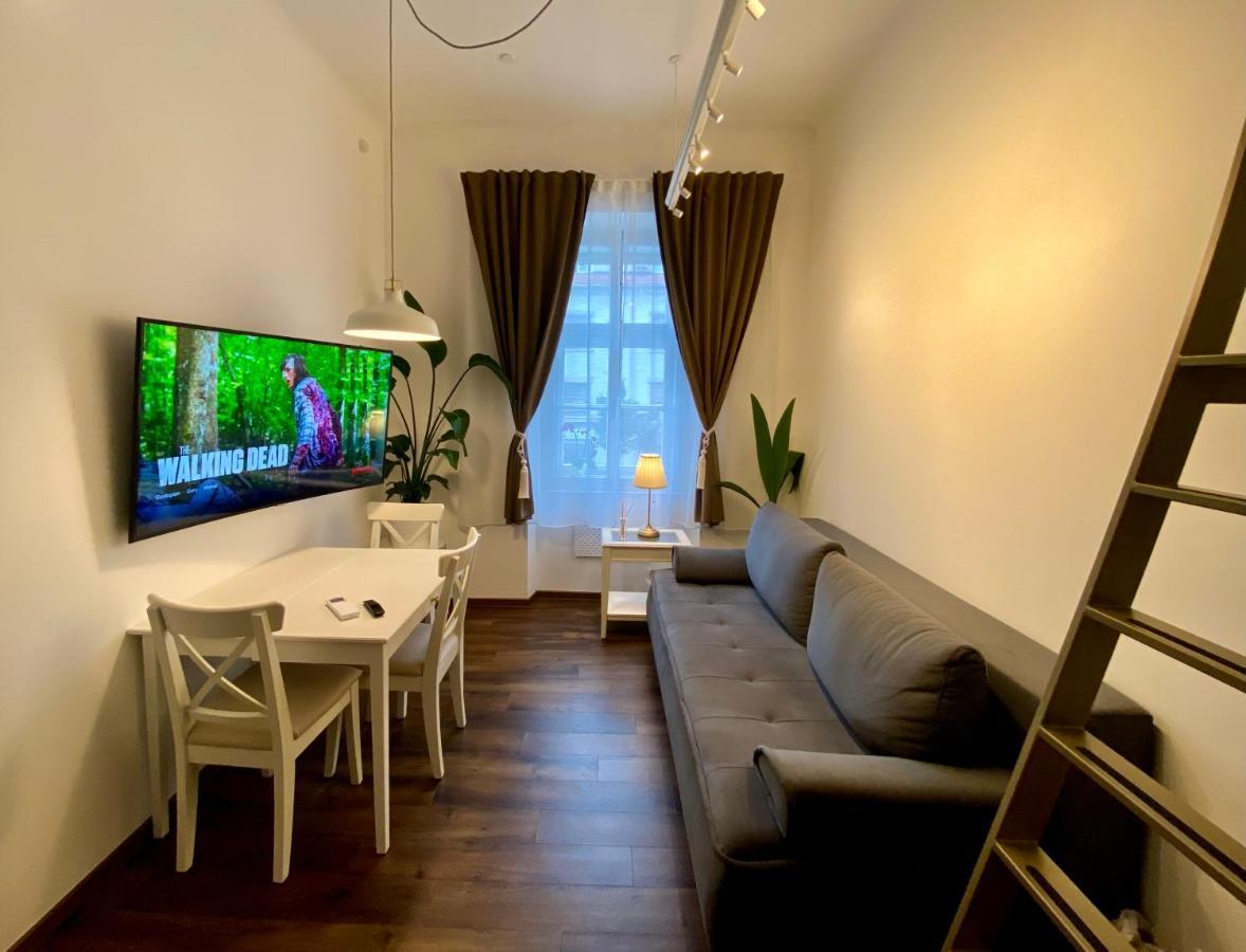 Ars Longa Apartments ลูบลิยานา ภายนอก รูปภาพ